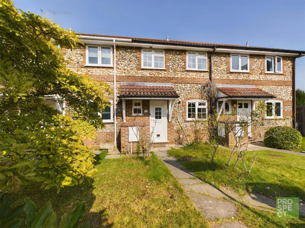 3 bed Mid Terraced House for rent in Yateley. From Prospect Estate Agency - Covering Camberley