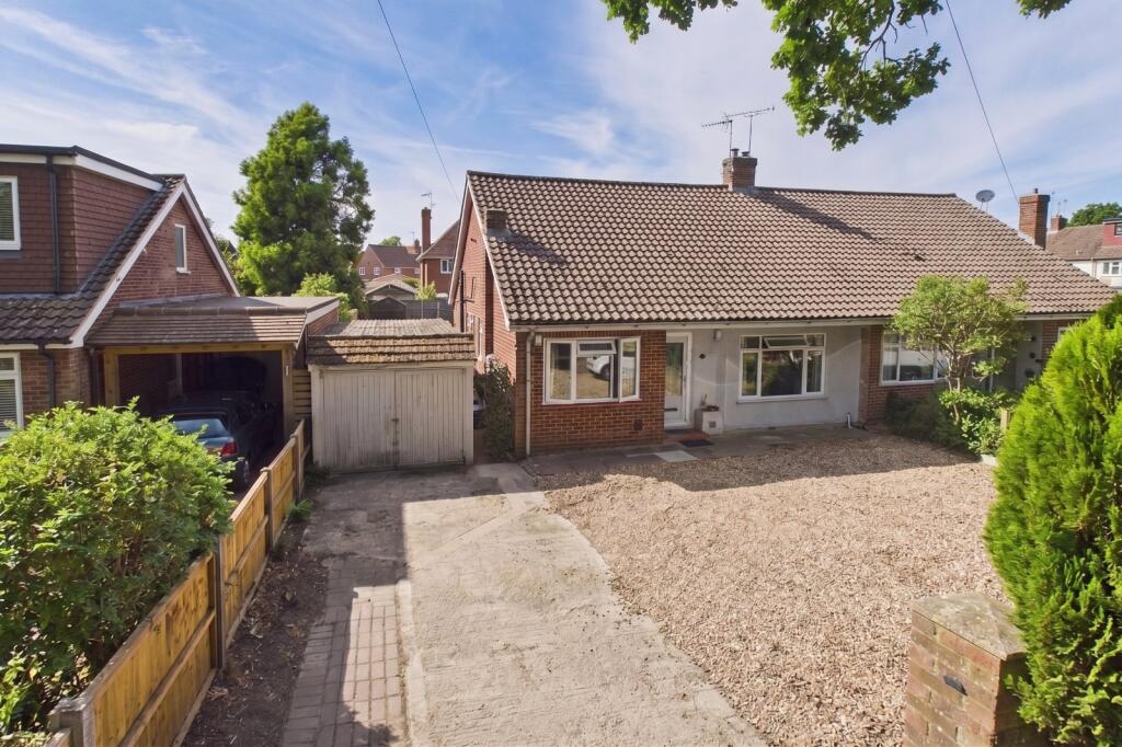 2 bed Bungalow for rent in Sandhurst. From Prospect Estate Agency - Covering Camberley 2 bed Bungalow for rent in Sandhurst. From Prospect Estate Agency - Covering Camberley