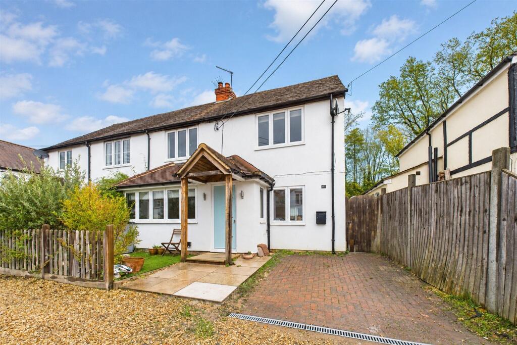 3 bed Semi Detached for rent in Sandhurst. From Prospect Estate Agency - Covering Camberley 3 bed Semi Detached for rent in Sandhurst. From Prospect Estate Agency - Covering Camberley