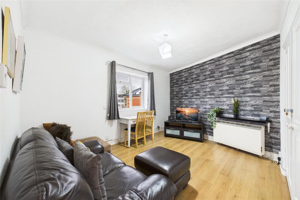 1 bed 1st Floor Flat for rent in Aldershot. From Prospect Estate Agency - Farnborough