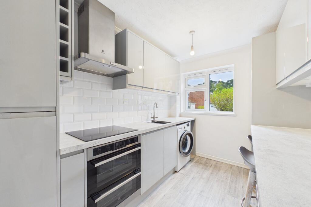 3 bed End of Terrace for rent in Farnborough. From Prospect Estate Agency - Farnborough