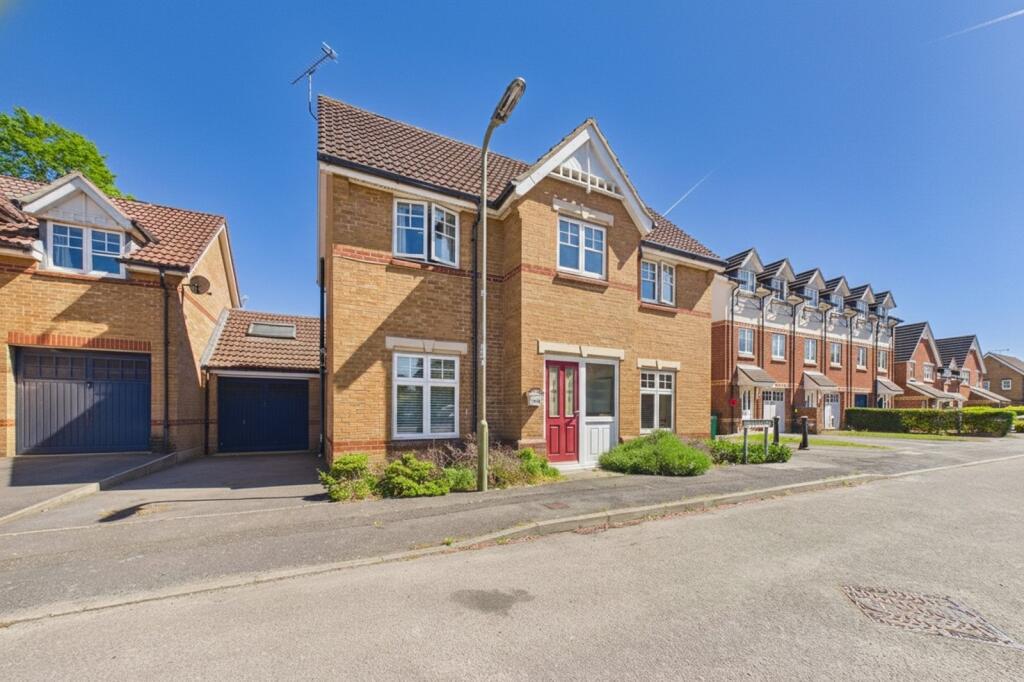 3 bed Detached for rent in Aldershot. From Prospect Estate Agency - Farnborough