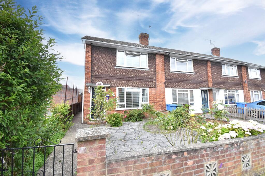 2 bed End of Terrace for rent in Farnborough. From Prospect Estate Agency - Farnborough