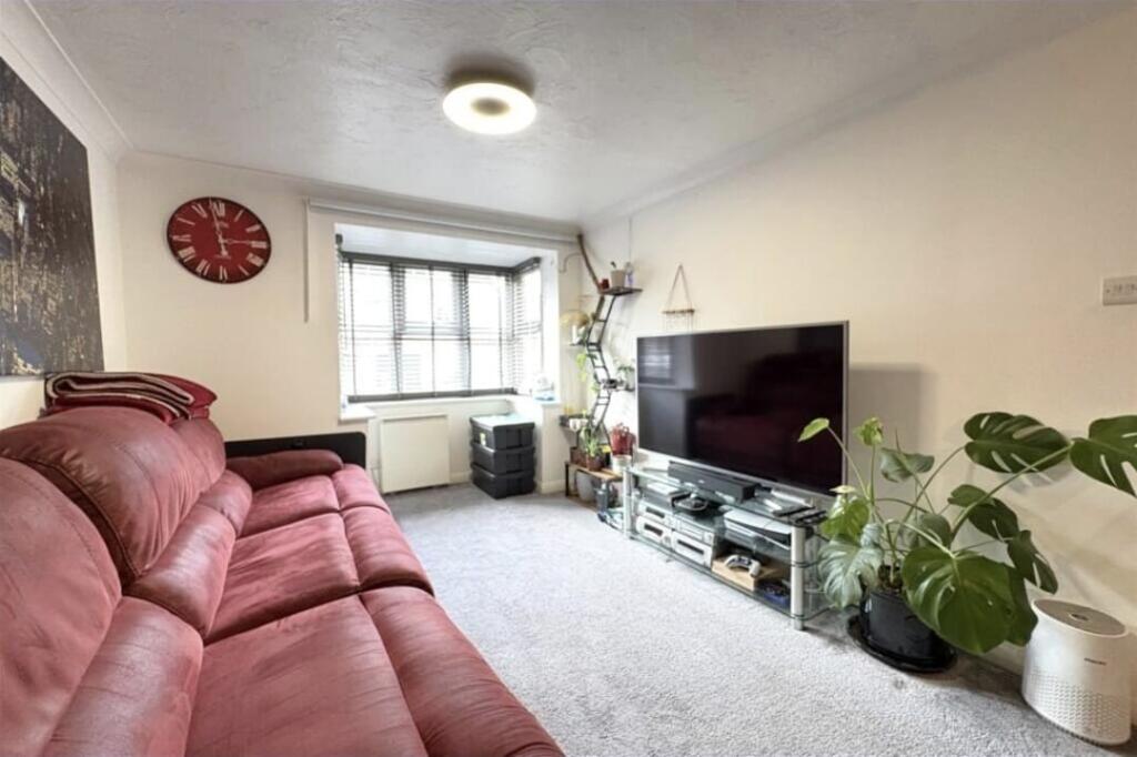 1 bed Car Parking for rent in Ash Green. From Prospect Estate Agency - Farnborough