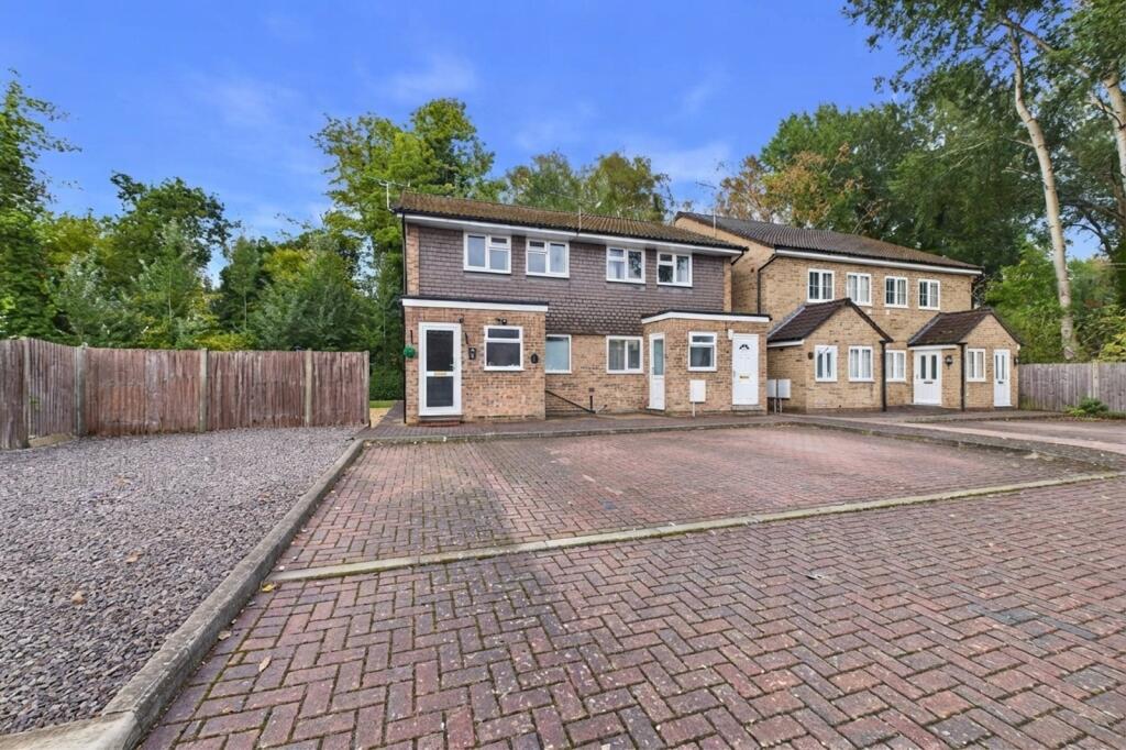 1 bed Annexe for rent in Farnborough. From Prospect Estate Agency - Farnborough