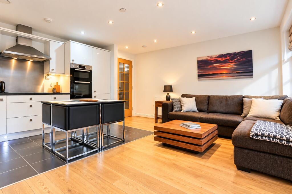 2 bed 1st Floor Flat for rent in Farnborough. From Prospect Estate Agency - Farnborough