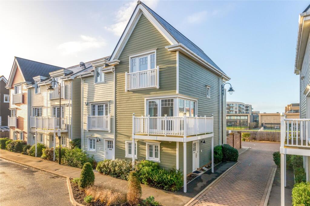 4 bed End of Terrace for rent in Shinfield. From Prospect Estate Agency - Reading