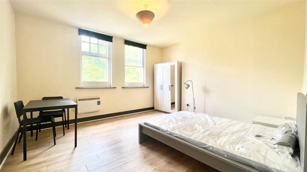 3 bed 1st Floor Flat for rent in Reading. From Prospect Estate Agency - Reading