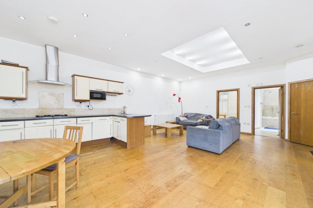 2 bed 1st Floor Flat for rent in Reading. From Prospect Estate Agency - Reading 2 bed 1st Floor Flat for rent in Reading. From Prospect Estate Agency - Reading