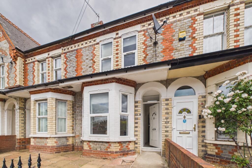 3 bed Mid Terraced House for rent in Reading. From Prospect Estate Agency - Reading