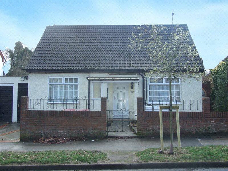 3 bed 1st Floor Flat for rent in Burghfield. From Prospect Estate Agency - Reading