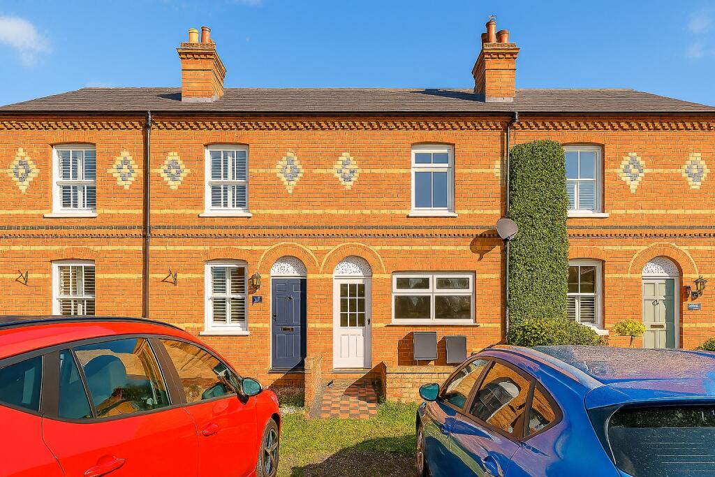 2 bed Mid Terraced House for rent in Sulham. From Prospect Estate Agency - Reading