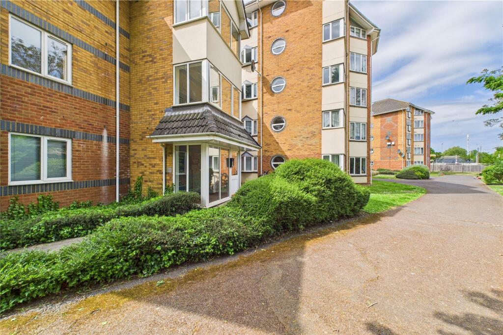 2 bed 1st Floor Flat for rent in Burghfield. From Prospect Estate Agency - Reading 2 bed 1st Floor Flat for rent in Burghfield. From Prospect Estate Agency - Reading