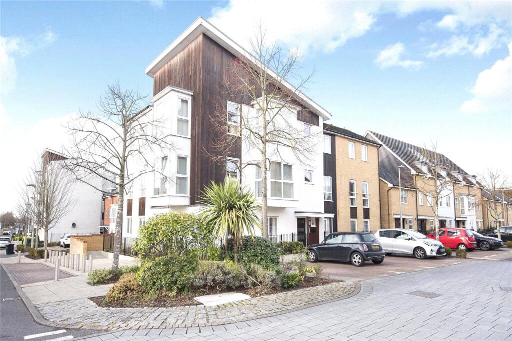 2 bed 1st Floor Flat for rent in Shinfield. From Prospect Estate Agency - Reading