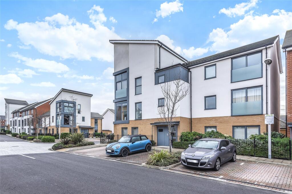 2 bed 1st Floor Flat for rent in Shinfield. From Prospect Estate Agency - Reading