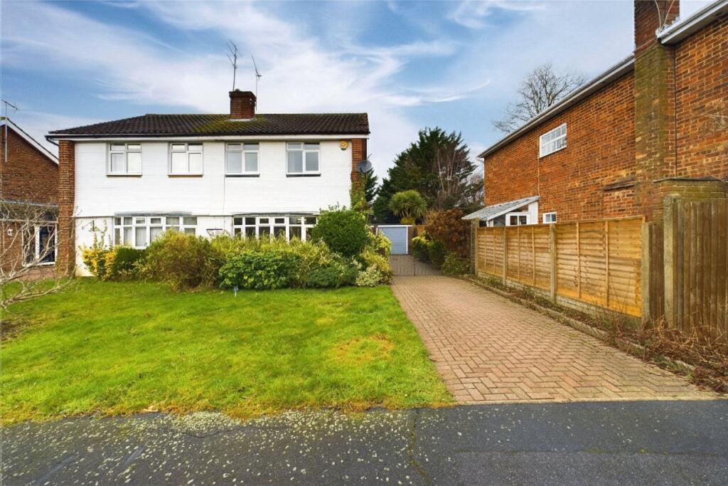3 bed Semi Detached for rent in Woolley Green. From Prospect Estate Agency - Maidenhead