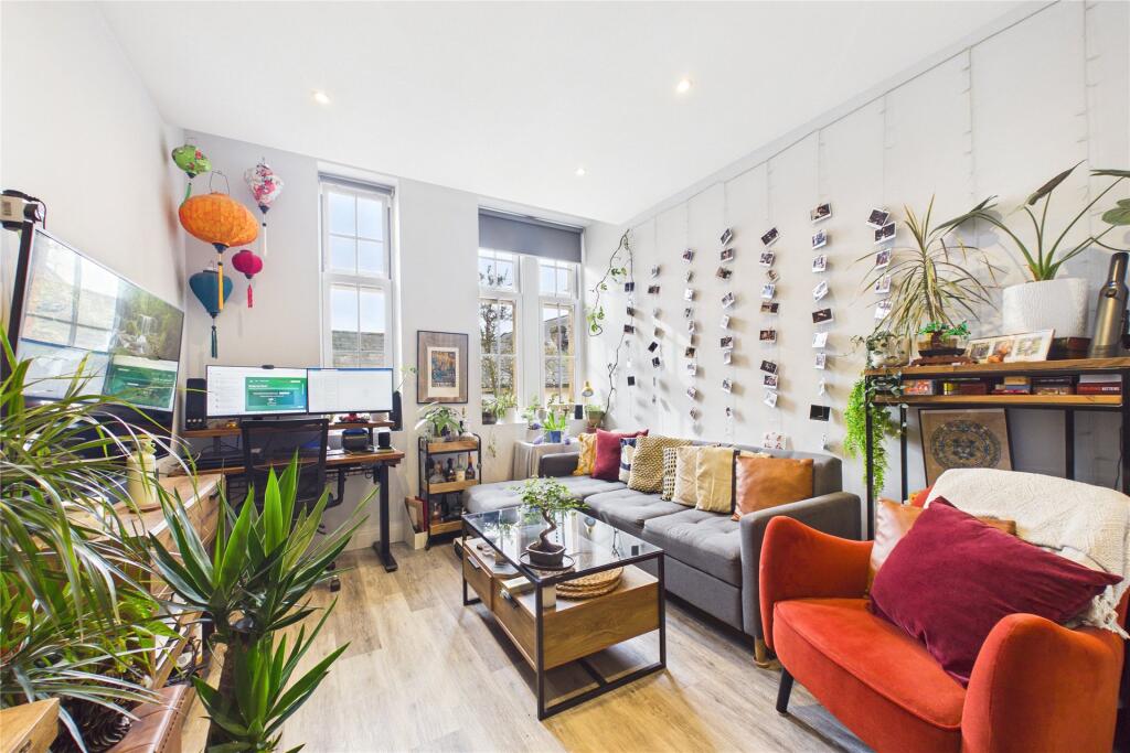 1 bed 1st Floor Flat for rent in Maidenhead. From Prospect Estate Agency - Maidenhead 1 bed 1st Floor Flat for rent in Maidenhead. From Prospect Estate Agency - Maidenhead