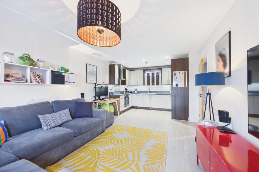 2 bed 1st Floor Flat for rent in Maidenhead. From Prospect Estate Agency - Maidenhead