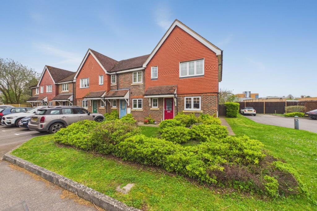 3 bed Semi Detached for rent in Maidenhead. From Prospect Estate Agency - Maidenhead