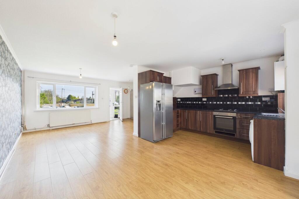 3 bed Mid Terraced House for rent in Maidenhead. From Prospect Estate Agency - Maidenhead 3 bed Mid Terraced House for rent in Maidenhead. From Prospect Estate Agency - Maidenhead