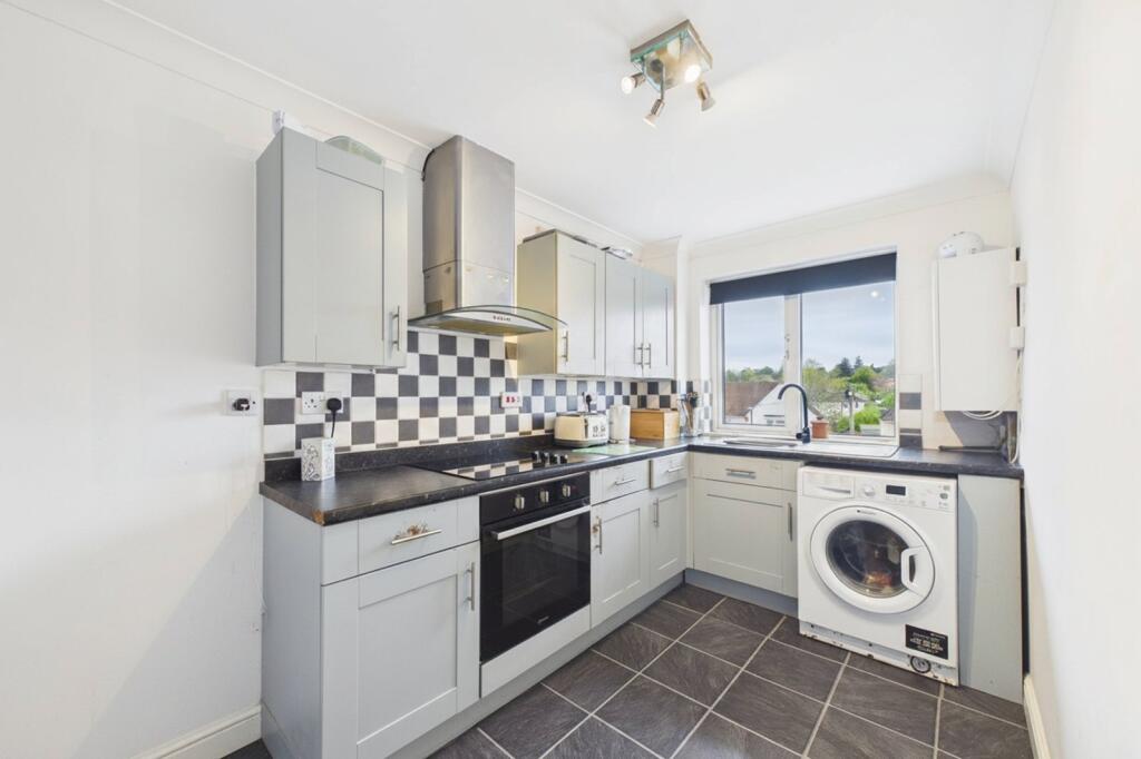 2 bed 1st Floor Flat for rent in Maidenhead. From Prospect Estate Agency - Maidenhead 2 bed 1st Floor Flat for rent in Maidenhead. From Prospect Estate Agency - Maidenhead