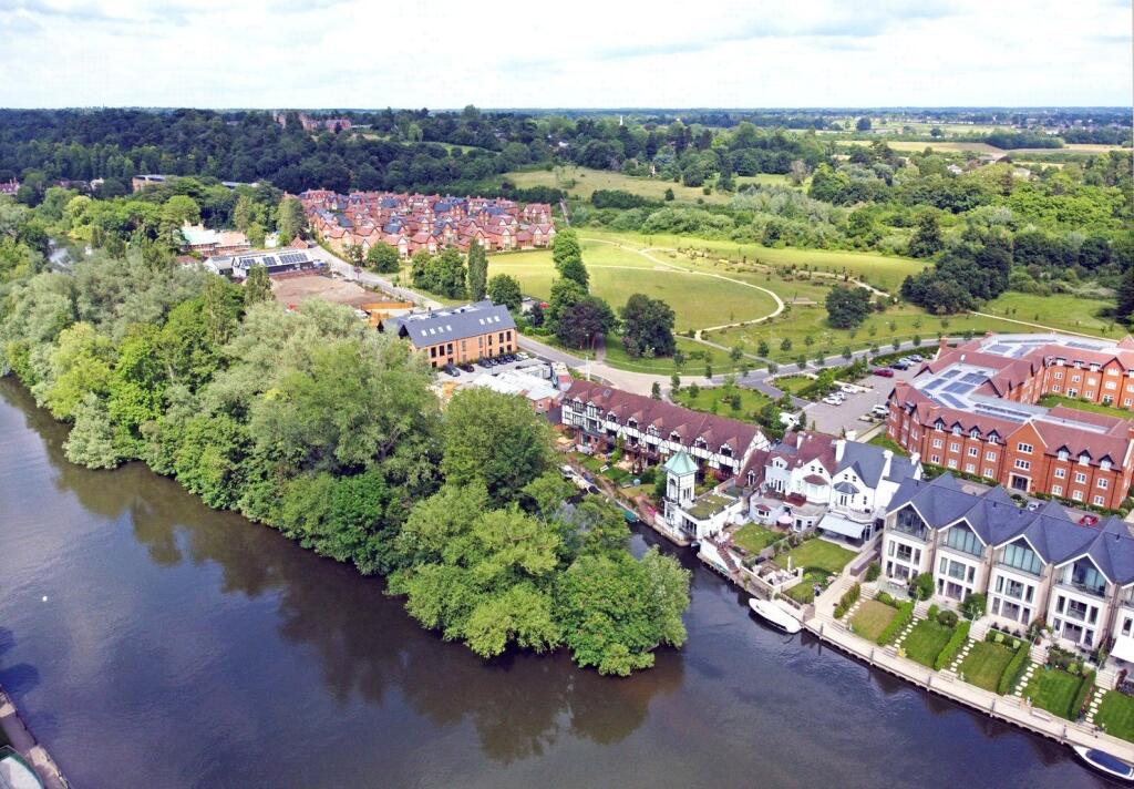 4 bed Detached for rent in Taplow. From Prospect Estate Agency - Maidenhead