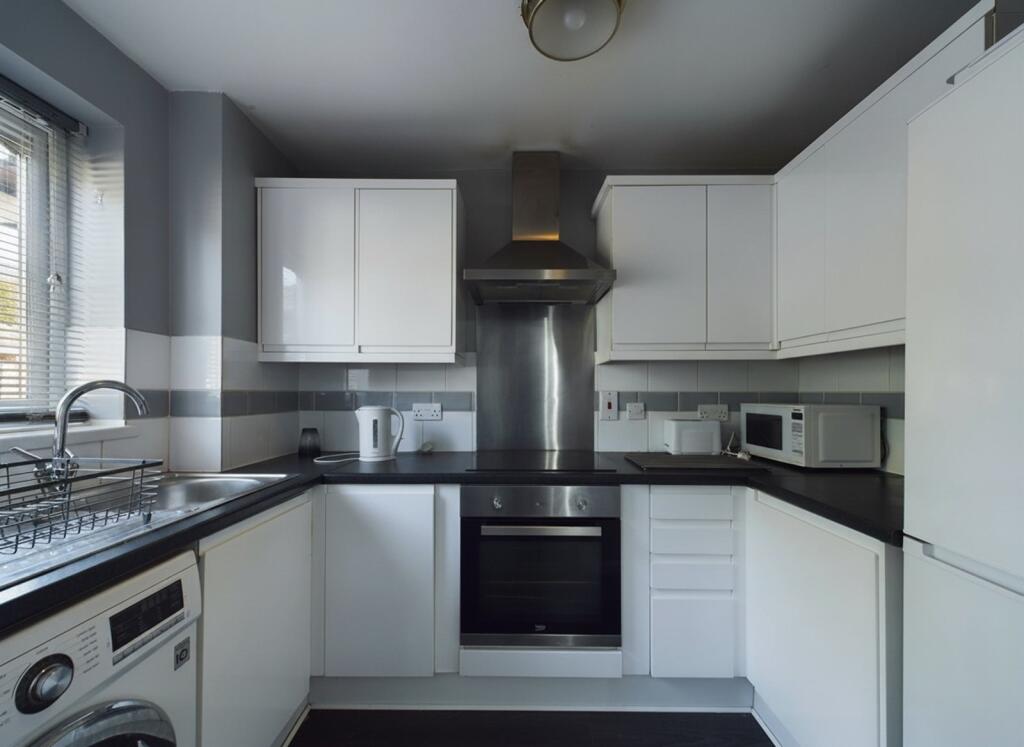 2 bed 1st Floor Flat for rent in Slough. From Prospect Estate Agency - Maidenhead 2 bed 1st Floor Flat for rent in Slough. From Prospect Estate Agency - Maidenhead