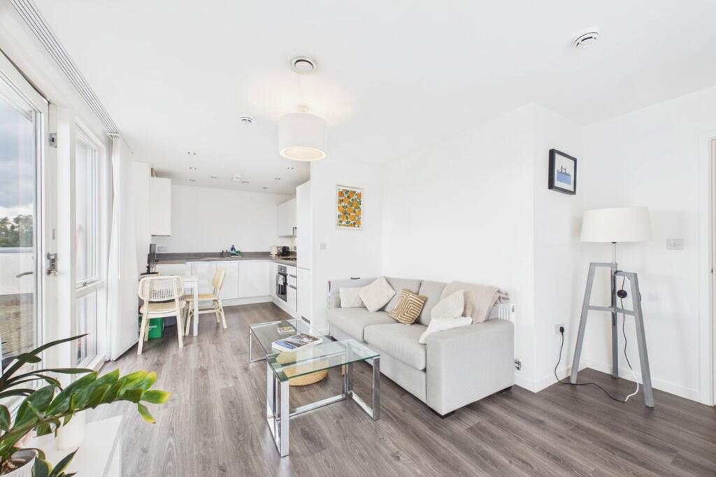1 bed 1st Floor Flat for rent in Maidenhead. From Prospect Estate Agency - Maidenhead 1 bed 1st Floor Flat for rent in Maidenhead. From Prospect Estate Agency - Maidenhead