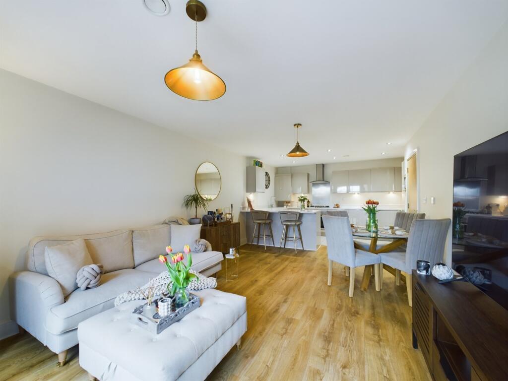 2 bed 1st Floor Flat for rent in Maidenhead. From Prospect Estate Agency - Maidenhead 2 bed 1st Floor Flat for rent in Maidenhead. From Prospect Estate Agency - Maidenhead