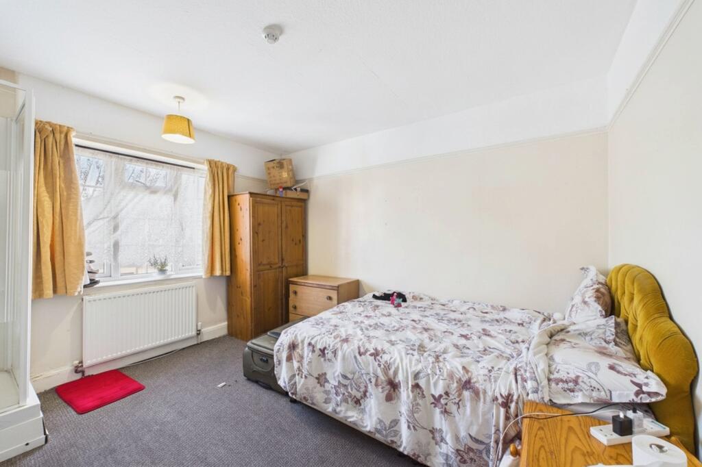 1 bed Detached for rent in Myrke. From Prospect Estate Agency - Maidenhead