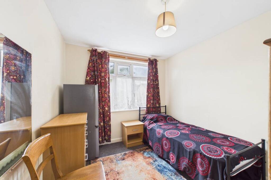 1 bed House Share for rent in Slough. From Prospect Estate Agency - Maidenhead 1 bed House Share for rent in Slough. From Prospect Estate Agency - Maidenhead