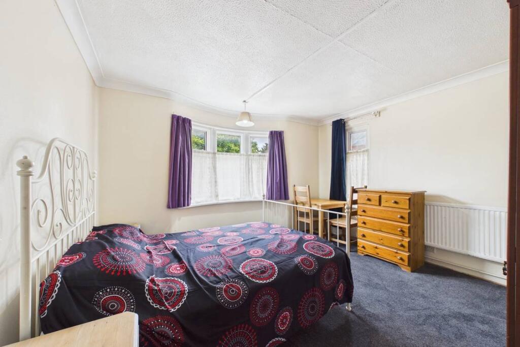 1 bed House Share for rent in Slough. From Prospect Estate Agency - Maidenhead