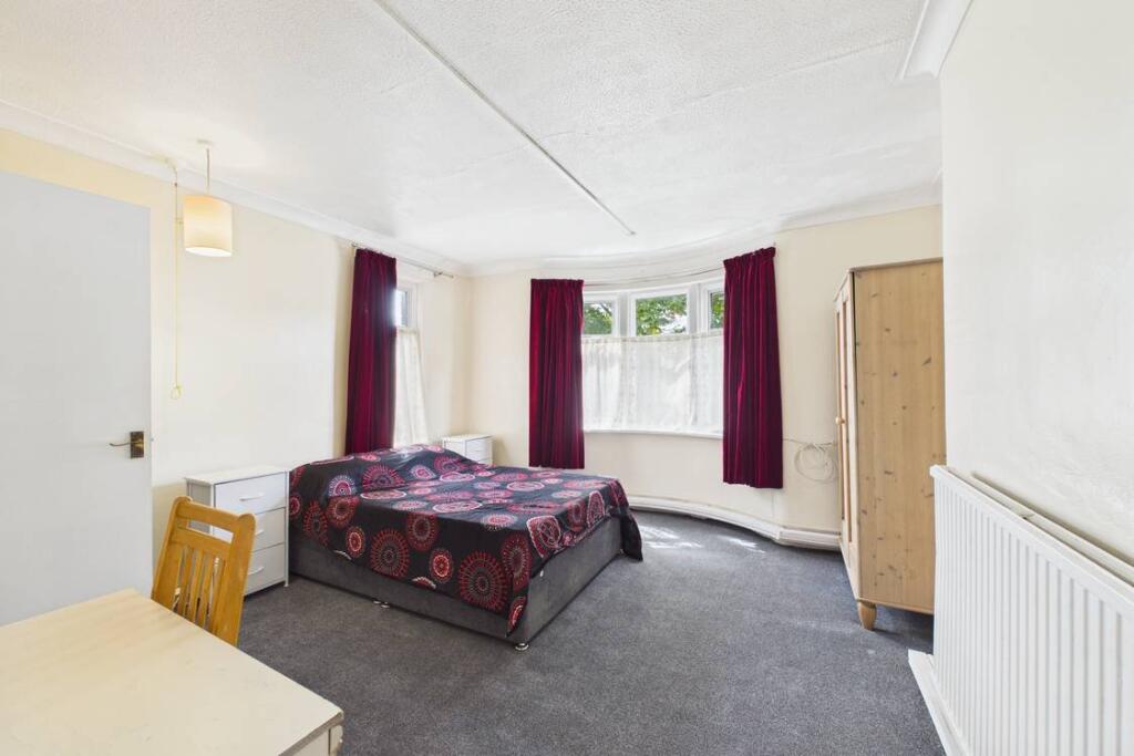 1 bed House Share for rent in Slough. From Prospect Estate Agency - Maidenhead