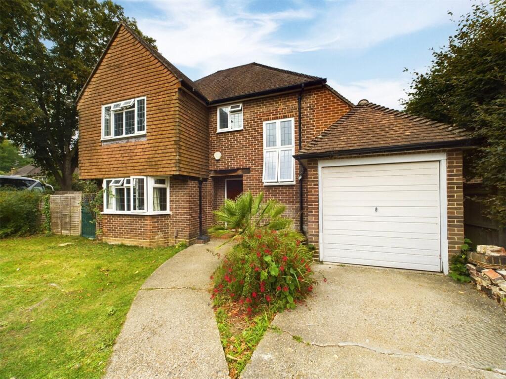 3 bed Detached for rent in Maidenhead. From Prospect Estate Agency - Maidenhead