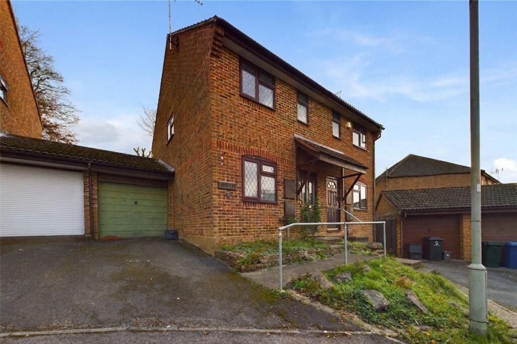 2 bed Semi Detached for rent in Downley. From Prospect Estate Agency - Maidenhead