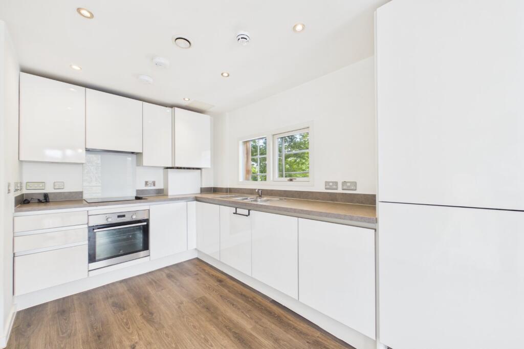 1 bed 1st Floor Flat for rent in Maidenhead. From Prospect Estate Agency - Maidenhead 1 bed 1st Floor Flat for rent in Maidenhead. From Prospect Estate Agency - Maidenhead