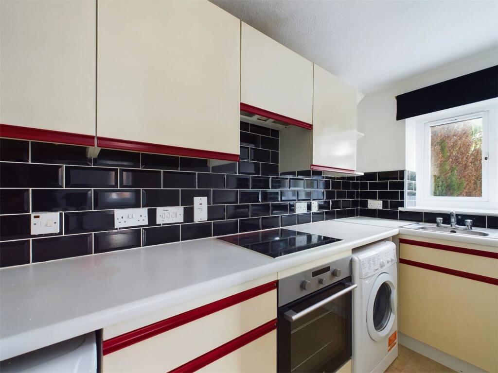 1 bed End of Terrace for rent in Maidenhead. From Prospect Estate Agency - Maidenhead