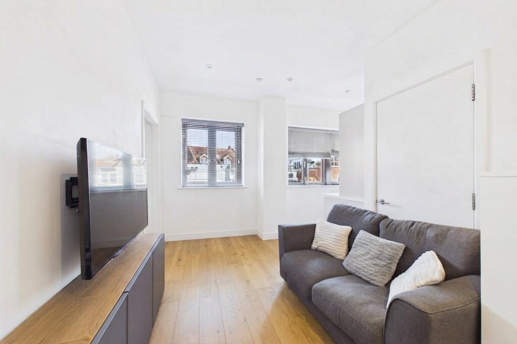 1 bed 1st Floor Flat for rent in Maidenhead. From Prospect Estate Agency - Maidenhead 1 bed 1st Floor Flat for rent in Maidenhead. From Prospect Estate Agency - Maidenhead