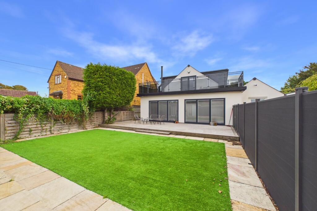 4 bed Semi Detached for rent in Staines-upon-Thames. From Prospect Estate Agency - Maidenhead
