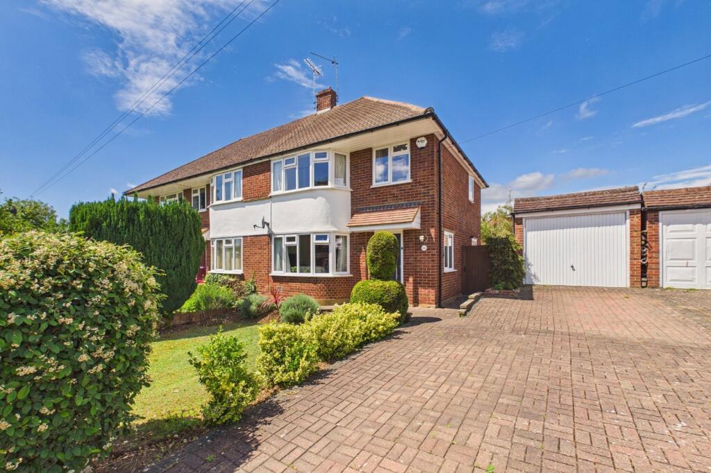 3 bed Semi Detached for rent in Maidenhead. From Prospect Estate Agency - Maidenhead