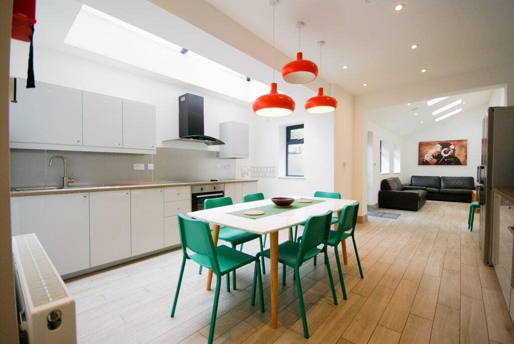 8 bed Mid Terraced House for rent in Birmingham. From Property Solutions - Birmingham