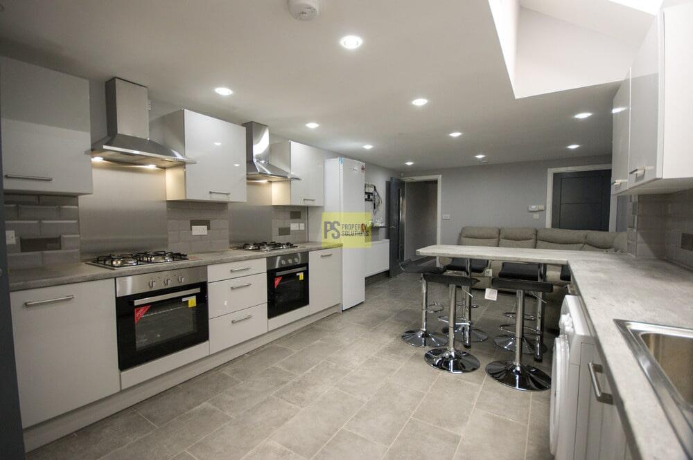 6 bed Mid Terraced House for rent in Birmingham. From Property Solutions - Birmingham