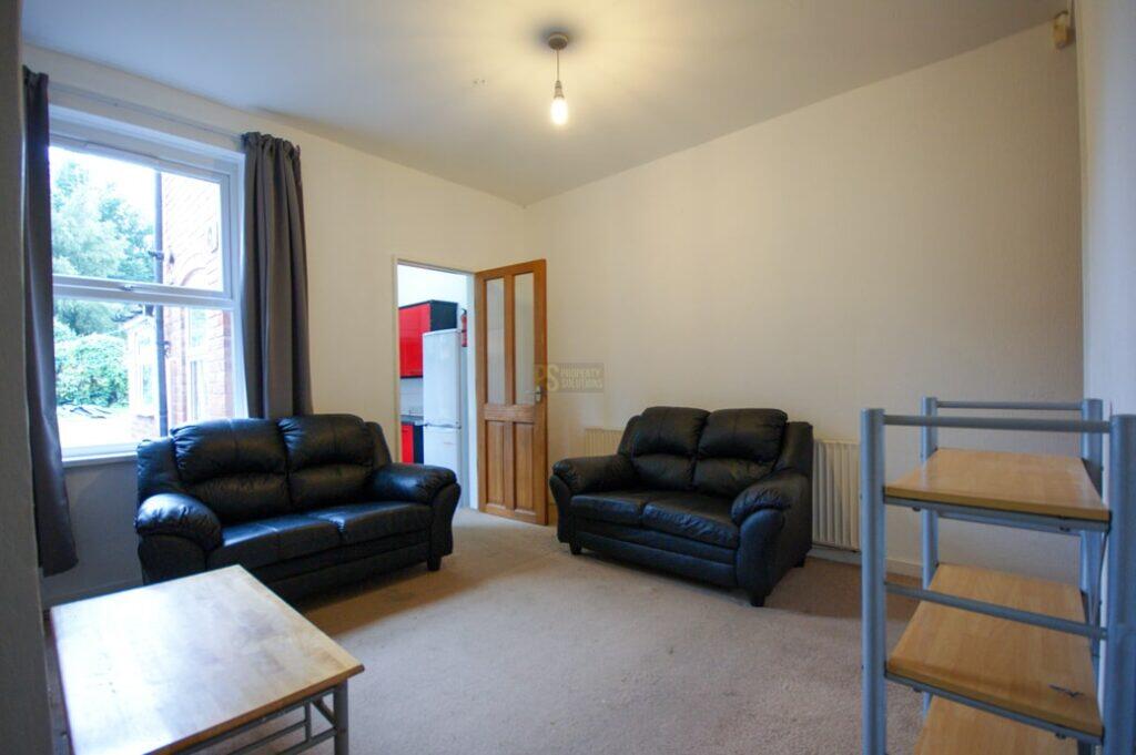 3 bed Mid Terraced House for rent in Birmingham. From Property Solutions - Birmingham