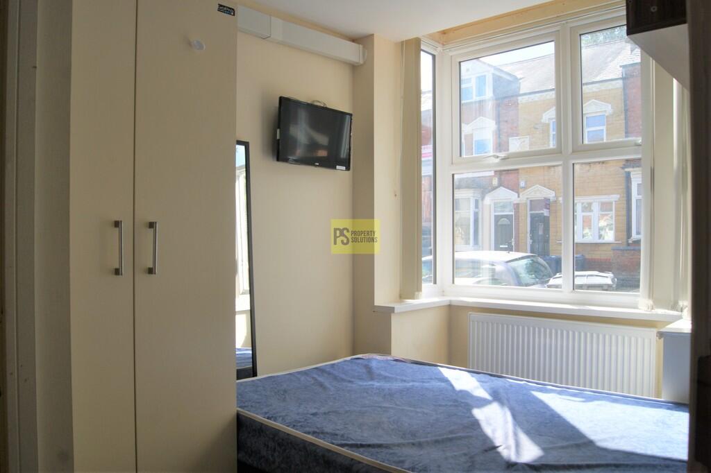 1 bed Mid Terraced House for rent in Birmingham. From Property Solutions - Birmingham