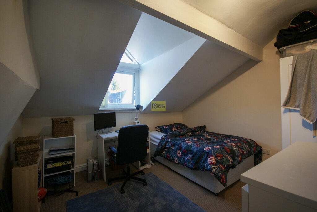 5 bed Mid Terraced House for rent in Birmingham. From Property Solutions - Birmingham