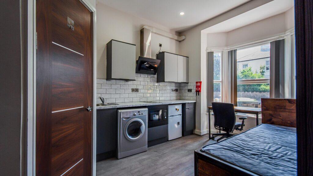 1 bed Mid Terraced House for rent in Birmingham. From Property Solutions - Birmingham