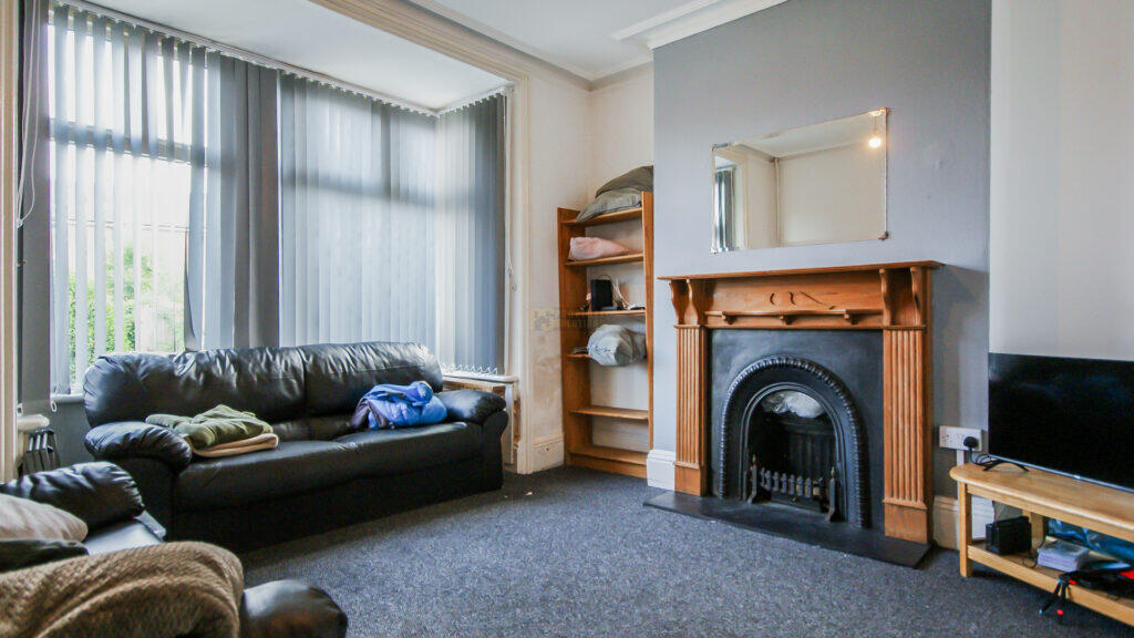 5 bed Semi Detached for rent in Birmingham. From Property Solutions - Birmingham