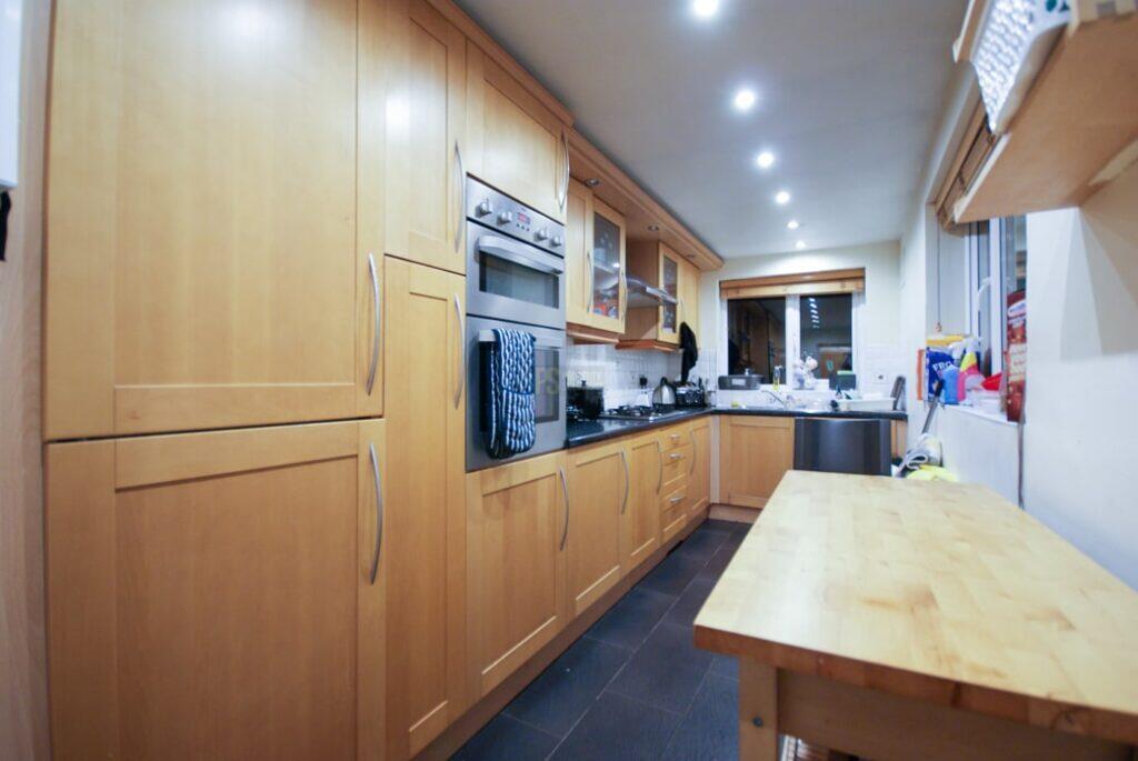 4 bed Mid Terraced House for rent in Birmingham. From Property Solutions - Birmingham
