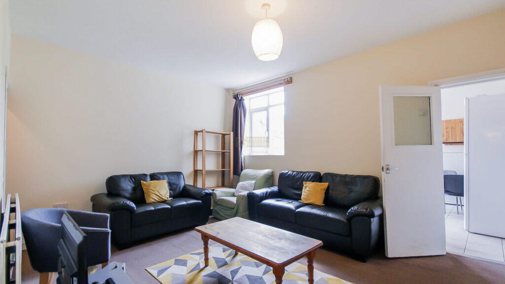 4 bed Mid Terraced House for rent in Birmingham. From Property Solutions - Birmingham