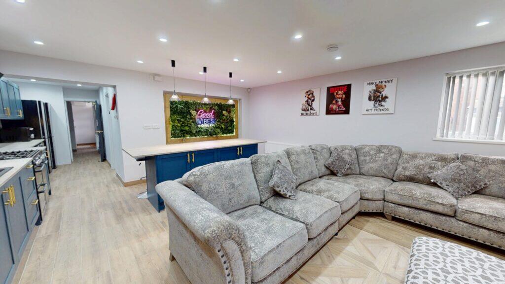 0 bed Studio for rent in Birmingham. From Property Solutions - Birmingham